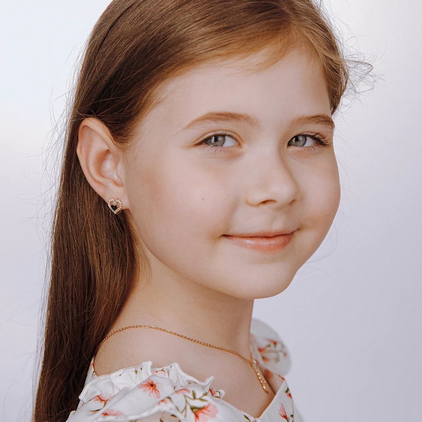 Коли пробивати вушка дитині